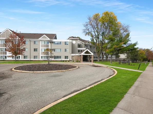 Applewoods Apartments