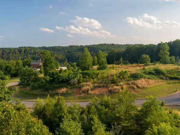 328 Red Hill Ln, Greenback, TN 37742