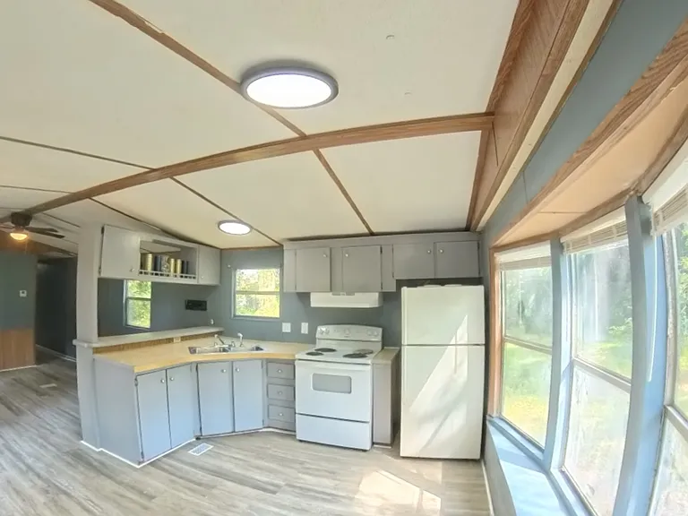 309 McCain St — Photo 7