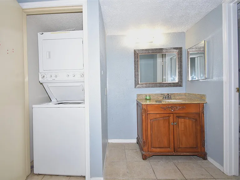 2120 El Paseo St #108 — Photo 16