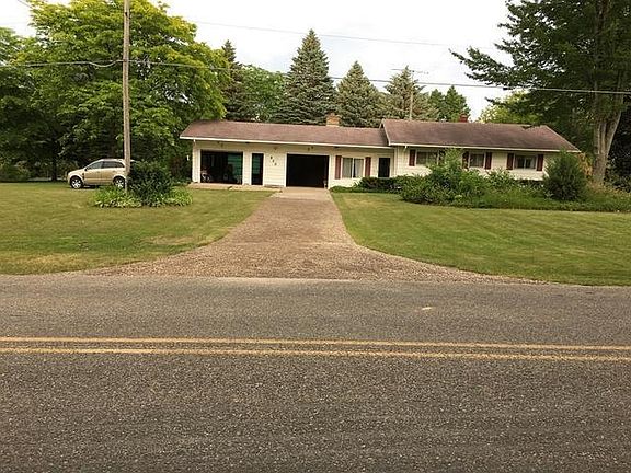 3rd image of 820 Byfield Dr