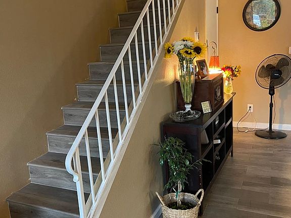 4th image of 2643 Riverpine Ct