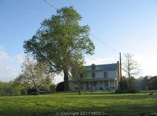 550 Jackson Farm Ln, Bumpass, VA 23024