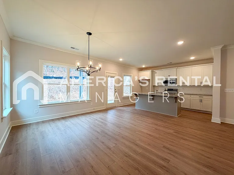 101 Townmoor Ln — Photo 18