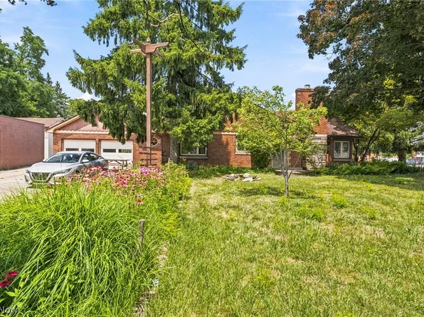 7 Birch Ave, Northfield, OH 44067