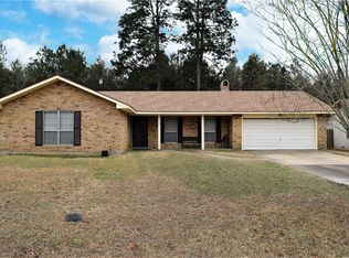 141 Benton Rd, Ball, LA 71405