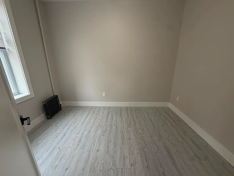 401-05 53rd St #12AA — Photo 13