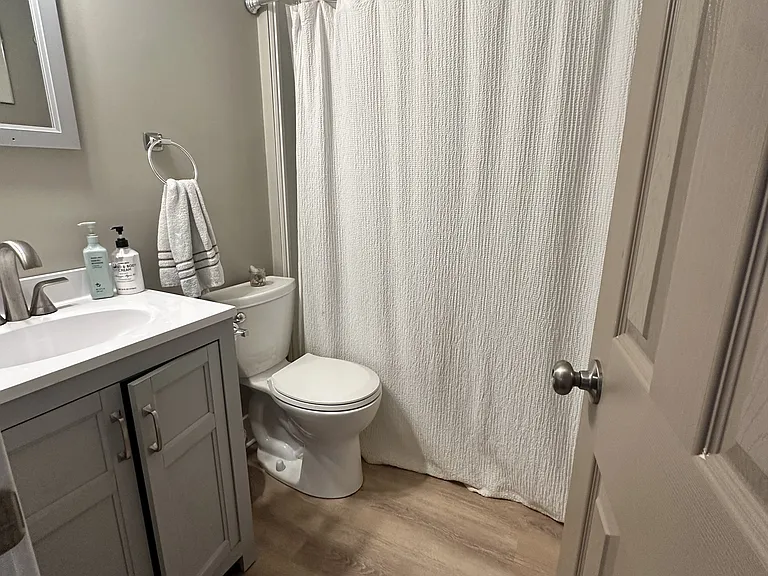 43 S Williams St #2 — Photo 3