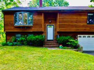 98 Pinecrest Rd, Portland, ME 04102