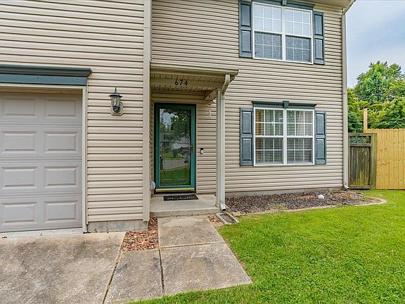 4th image of 674 Canoe Creek Dr