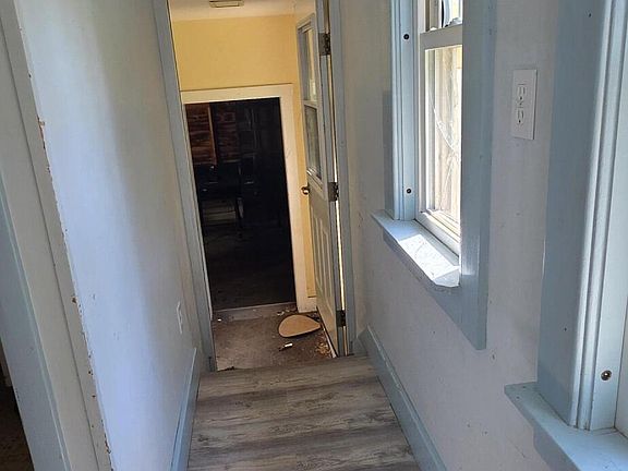 4th image of 172 Maine Avenue