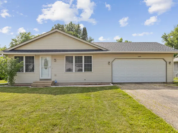 1093 Arnold Ave, Rockford, IL 61108