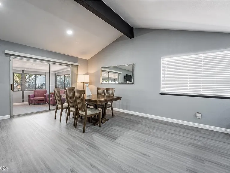 7439 Trudy Ln — Photo 16