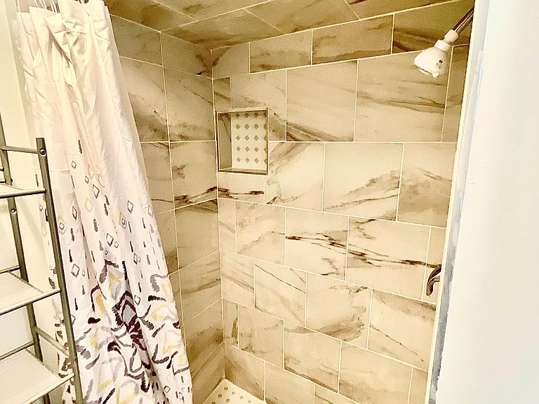 224 2nd Ave S #1 — Photo 12