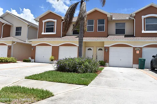 1040 Venetian Dr #203 Photo 1