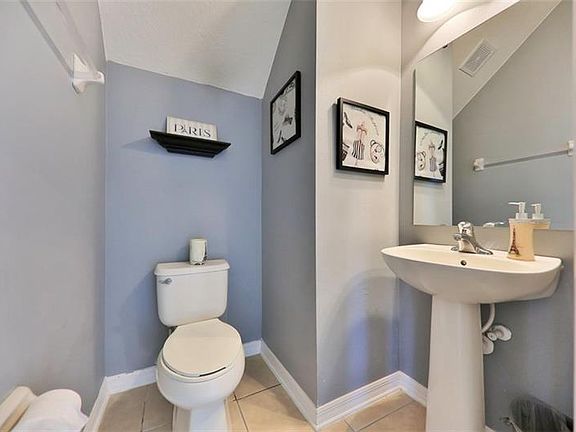 5th image of 3824 Enchantment Ln