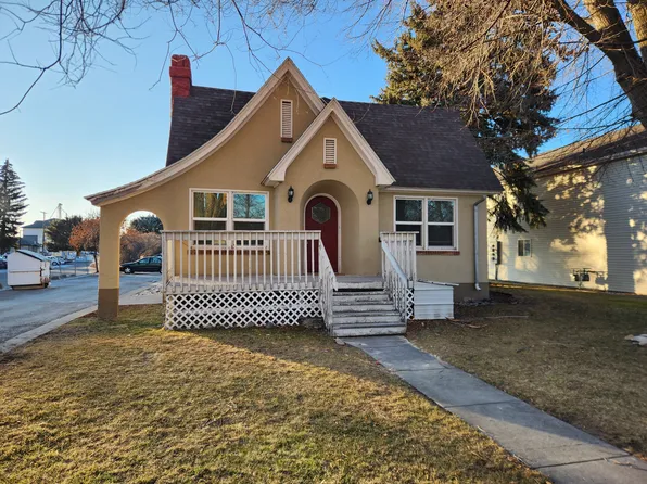 2 bed, 1.0 bath, $895, 163 N Center St Unit H2, Rexburg, ID 83440