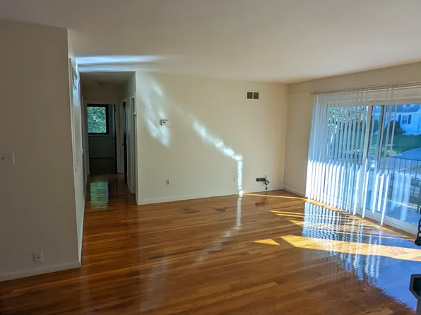 202 Central St, Stoneham, MA