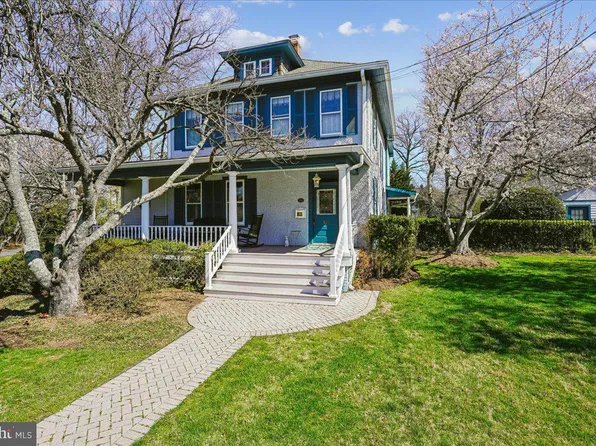 12 Wall St, Rockville, MD 20850