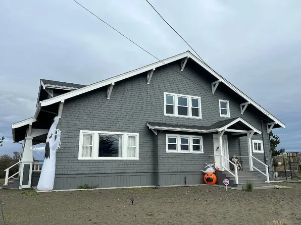 36 Samoa Ct, Samoa, CA 95564