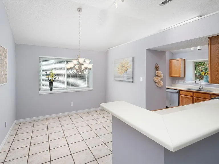 1533 Springaire Ln — Photo 4