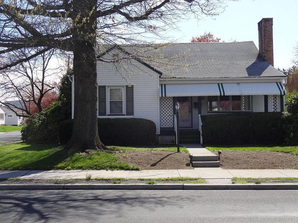 1st image of 428 N 8th Ave