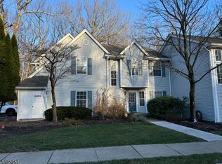 2402 Wendover Dr, Pompton Plains, NJ 07444