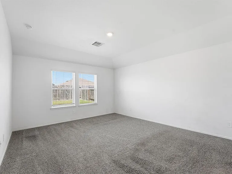 2419 Roaming Elk Ct — Photo 11