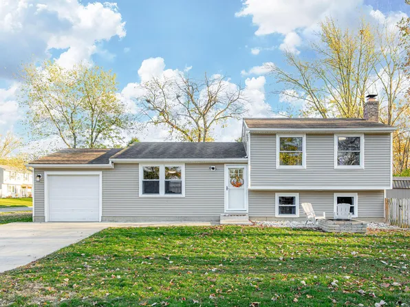 8727 Edgewater Ave, Galloway, OH 43119