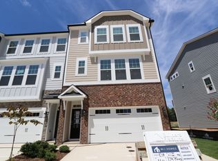 10011 Secluded Garden Dr, Apex, NC 27523