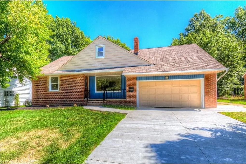 1791 Skyline Dr photo 1