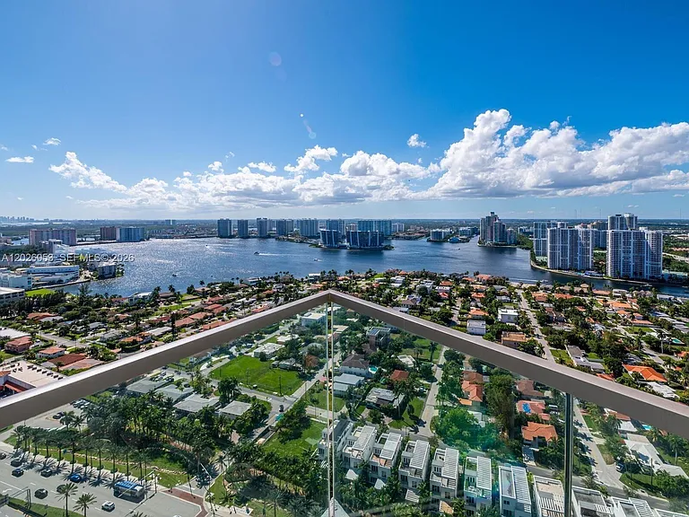 18975 Collins Ave #3105 — Photo 31