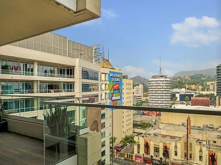 6250 Hollywood Blvd #14D — Photo 47