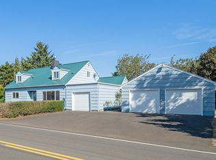 401 McCormick Loop Rd, Tillamook, OR 97141