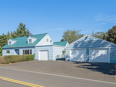 401 McCormick Loop Rd, Tillamook, OR, 97141