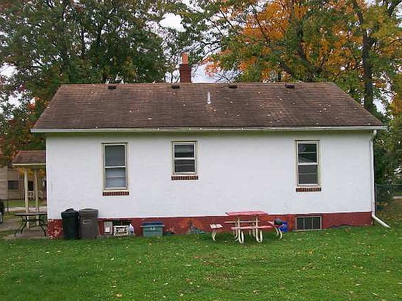 2nd image of 513 W Cummins St