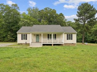 241 Deep Landing Rd, Tappahannock, VA 22560