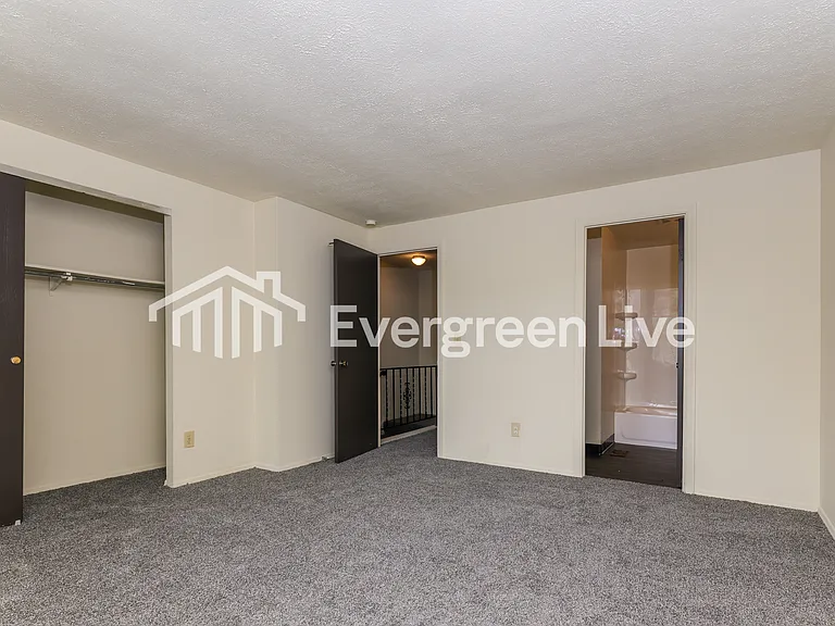 8046 Mount Everest St — Photo 9
