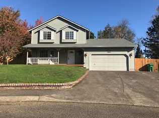 13053 SE Bluff Dr, Clackamas, OR 97015