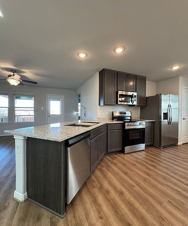 1st image of 11131 Hollinger Cir