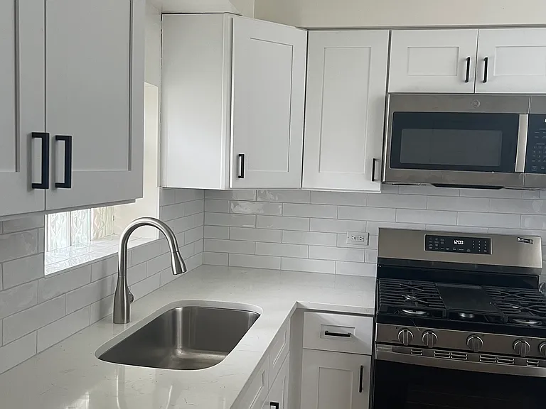 119 S Paulina St #1 — Photo 1