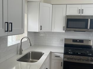 119 S Paulina St #1, Chicago, IL 60612