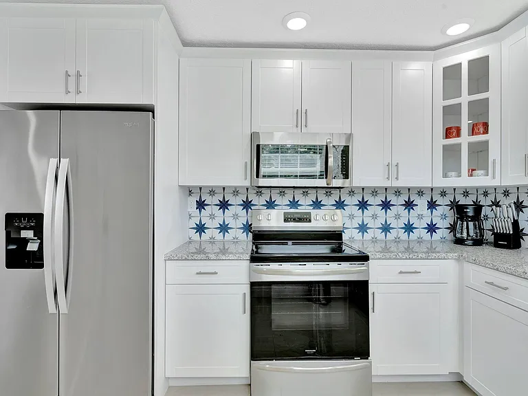 302 W Sligh Ave — Photo 12