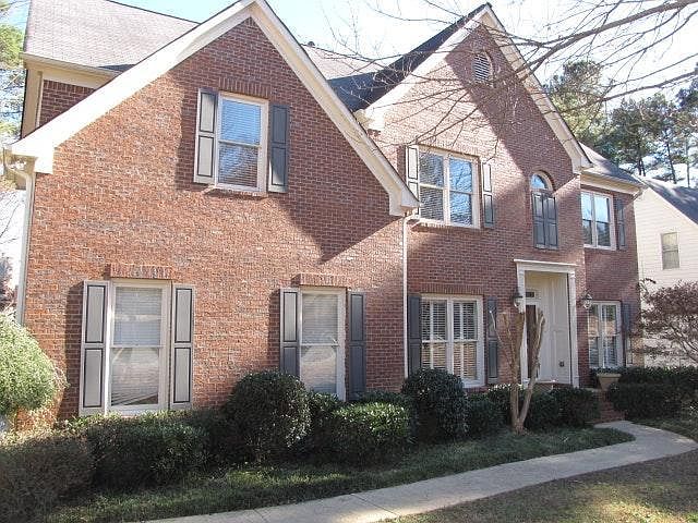 480 Havenmist Landing is a 5 BD/3.5 Bath Suwanee Home with F