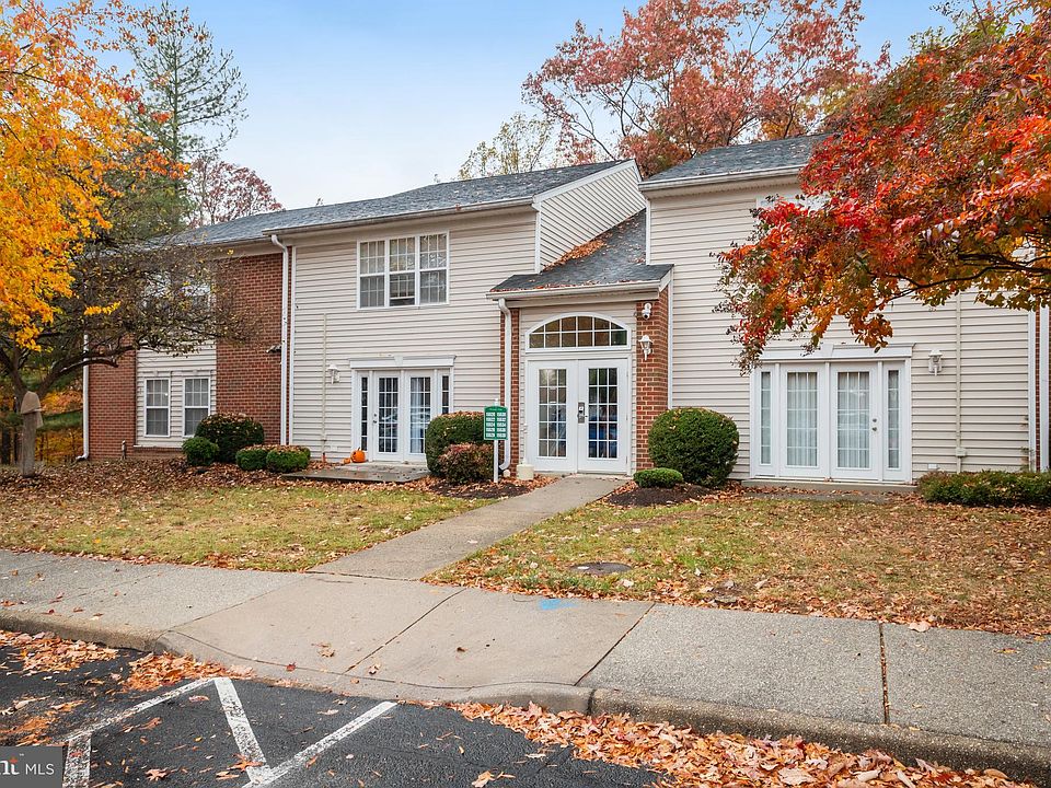 1st image of 15526 Horseshoe Ln #526