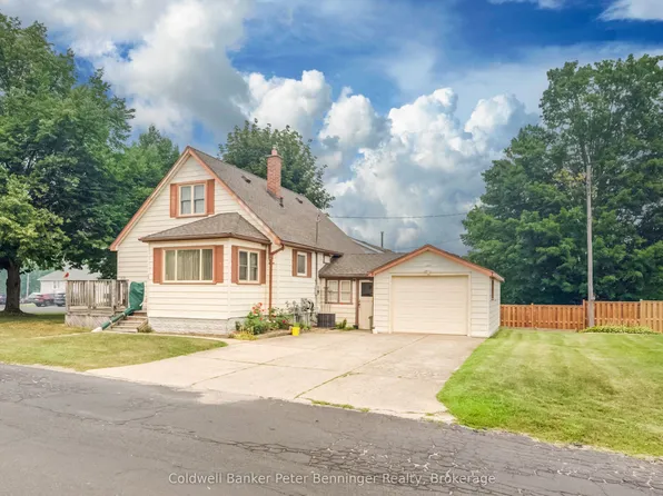 280 6th St #A, Hanover, ON N4N 1C3