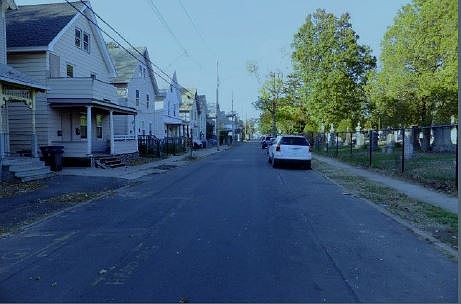 2nd image of 36 Bright St