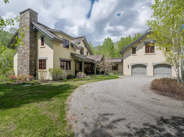 111 Pioneer Mountain Dr, Blaine County, ID 83333