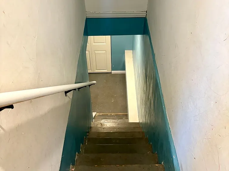 16 S Rockburn St — Photo 35