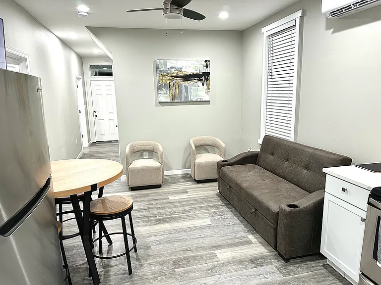 5107 Ivanhoe Ave #B — Photo 8